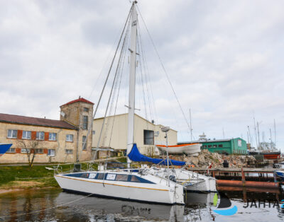 On a yacht from Riga to Jurmala by sea. The route takes 4 hours.